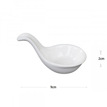 CUCCHIAIO DI CERAMICA